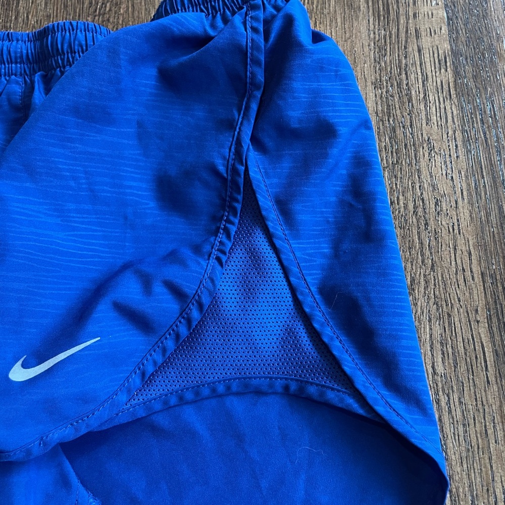 4 Pairs NIke/CRZ Yoga Running Shorts Walking Hiking Activewear- Size XS - Picture 3 of 15
